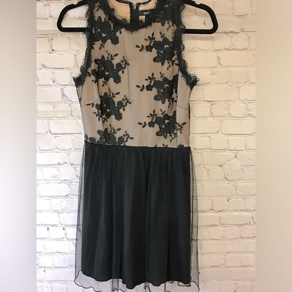 Speechless Black Lace Bodice & Netted Overlay Skirt Evening Dress